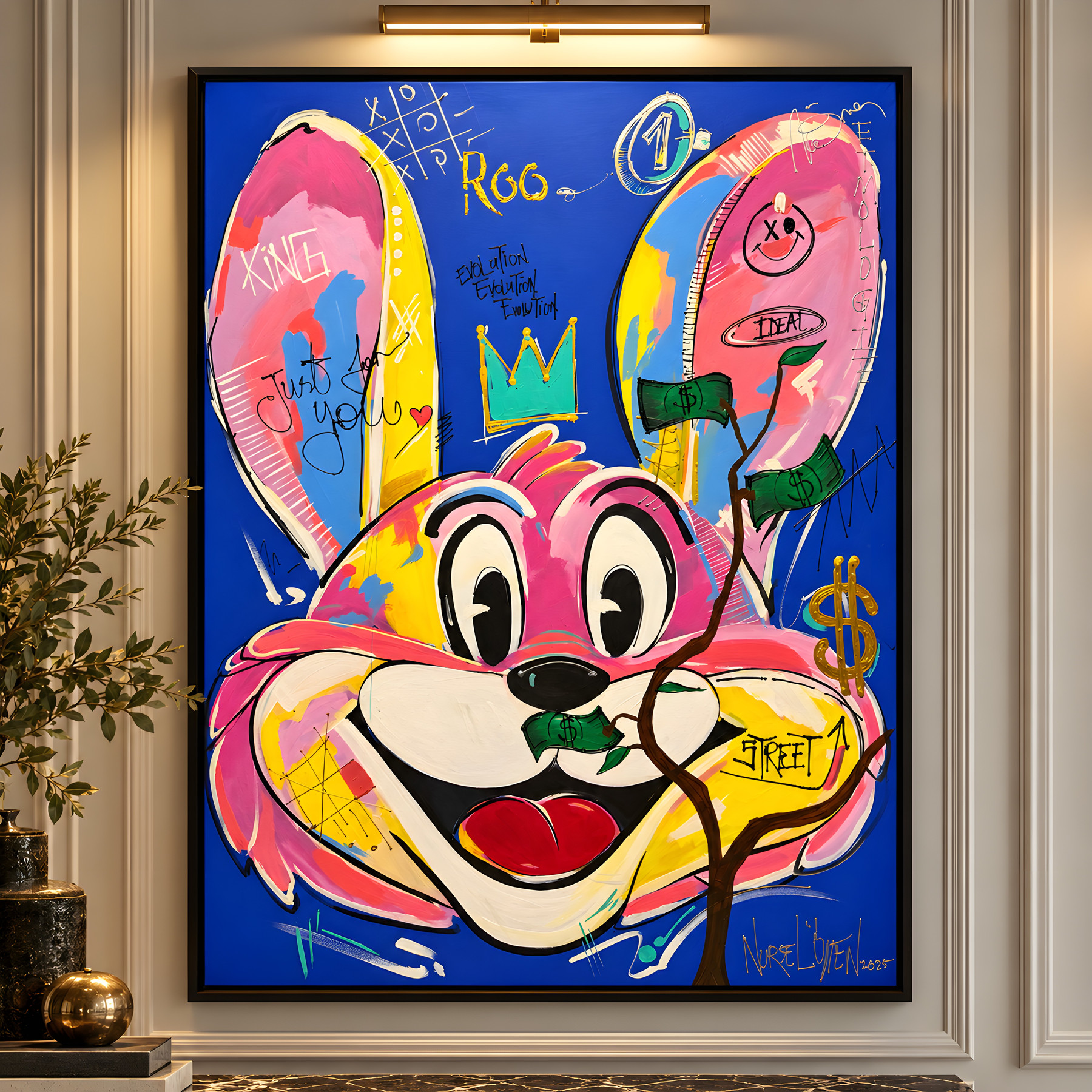 Mr Roo “Ideal”, ağzında banknot olan gülümseyen pembe ve sarı figür, Nursel Önen'in pop-art duvar eseri, NÖ-B-14, Görünüm 2