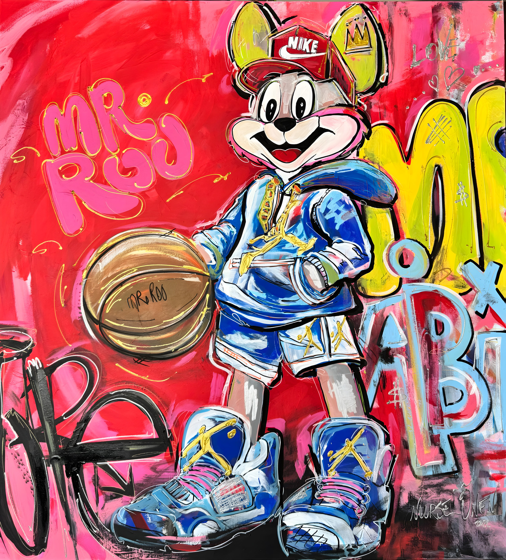 Mr Roo x Michael Jordan, Figur in blauer Kleidung und roter Kappe mit Basketball, Pop-Art-Wandbild von Nursel Önen, NÖ-B-24