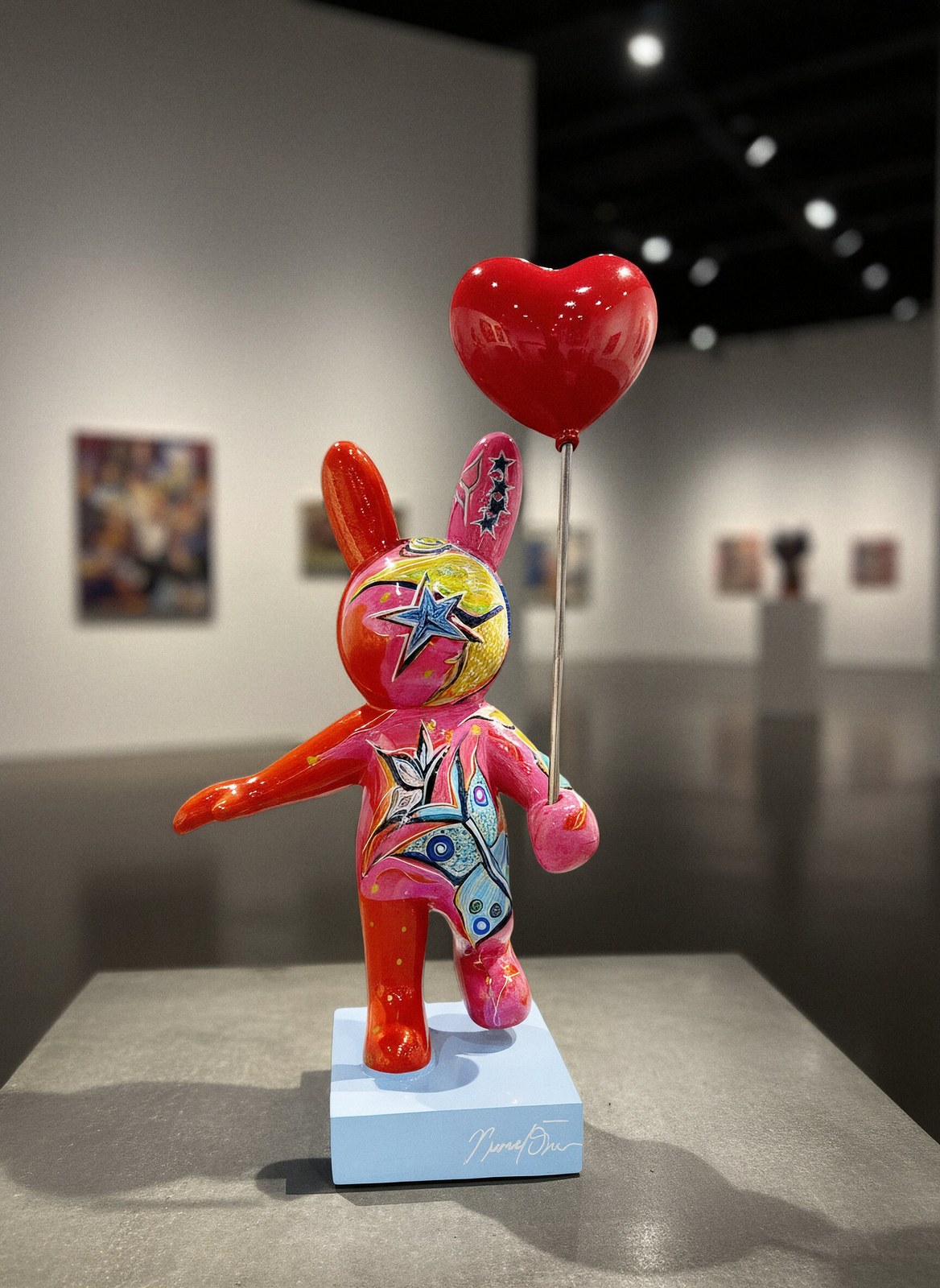 Miro NÖ-MI-04 — Nursel Önen pop-art heykeli