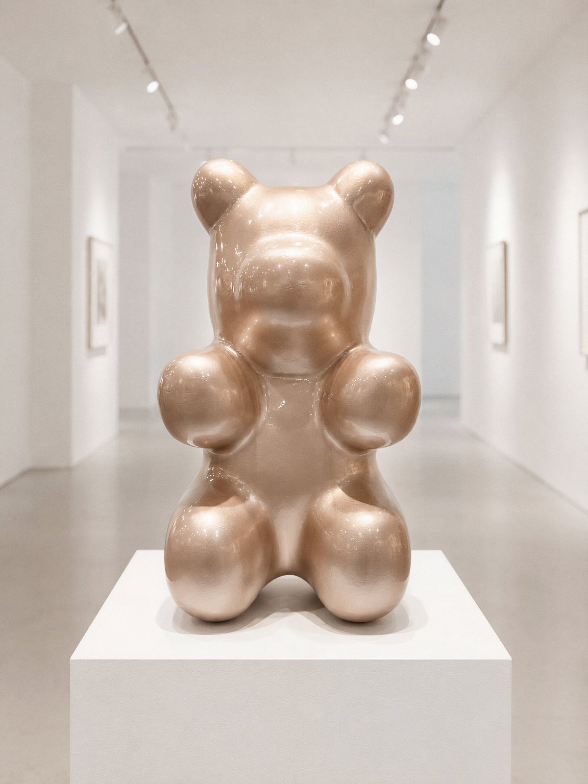 Pandy NÖ-PA-09 — Nursel Önen pop-art heykeli